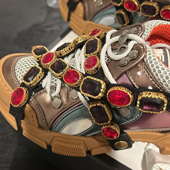 New authentic Gucci shoes - Picture 4 of 9